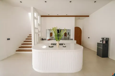 4 bedrooms Villa in South Denpasar, Denpasar, Bali (13944) 6