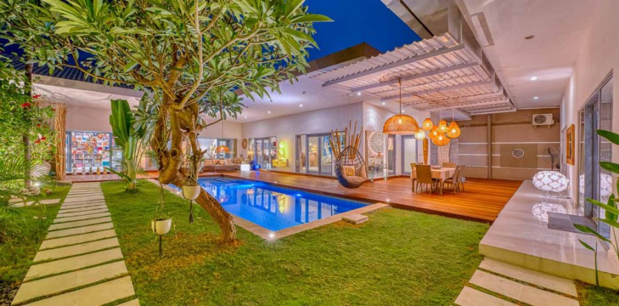 12 bedrooms Villa in Legian, Kuta, Badung, Bali (13945)