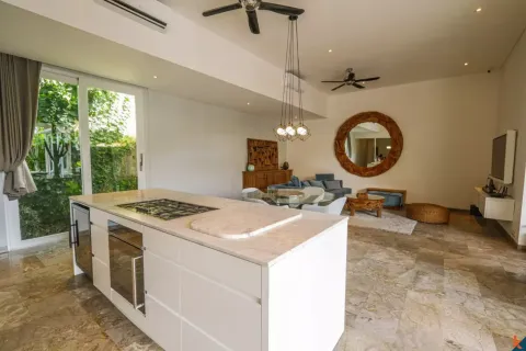 4 bedrooms Villa in South Denpasar, Denpasar, Bali (13943) 5