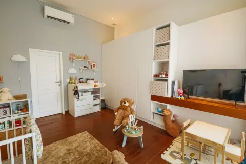 4 bedrooms Villa in South Denpasar, Denpasar, Bali (13943) 21