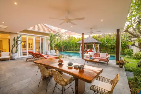 4 bedrooms Villa in South Denpasar, Denpasar, Bali (13943)
