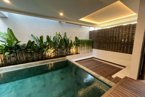 Вилла с 5 спальнями в Чангу, Бадунг,  (9389) 22