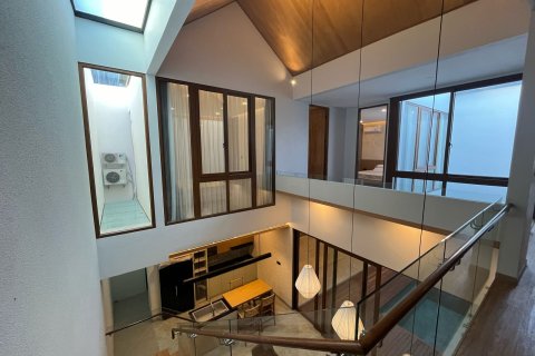 Вилла с 5 спальнями в Чангу, Бадунг,  (9389) 11