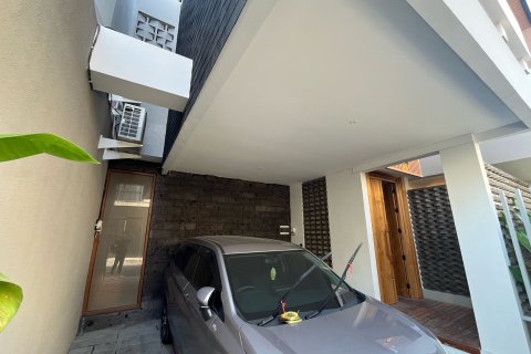 Вилла с 5 спальнями в Чангу, Бадунг,  (9389) 15