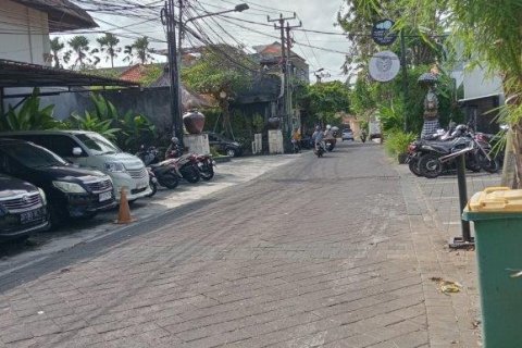 5 bedrooms Villa in Seminyak, Badung,  (9386) 10