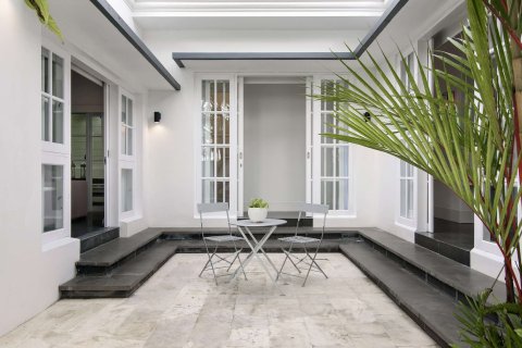 Вилла с 3 спальнями в Керобокан, Бадунг,  (9384) 9