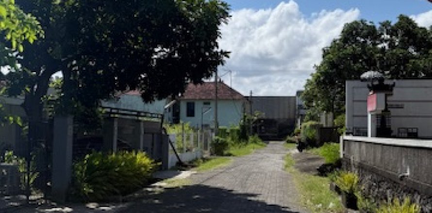 Земельный участок в Денпасар,  (9385)