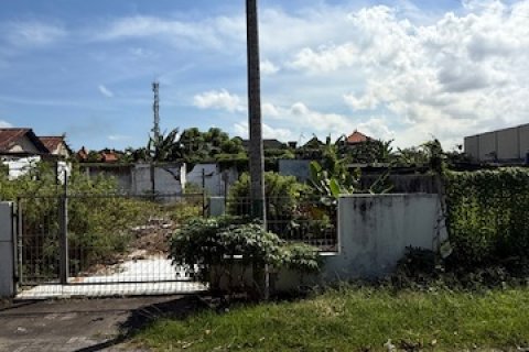 Земельный участок в Денпасар,  (9385) 6
