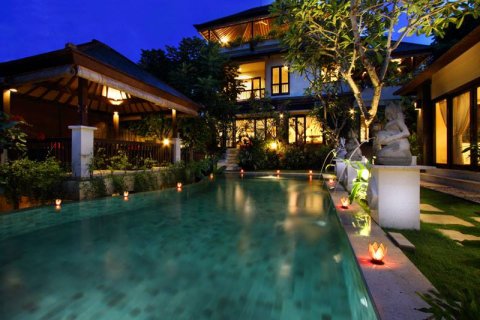 Вилла с 4 спальнями в Джимбаран, Бадунг,  (9383) 5