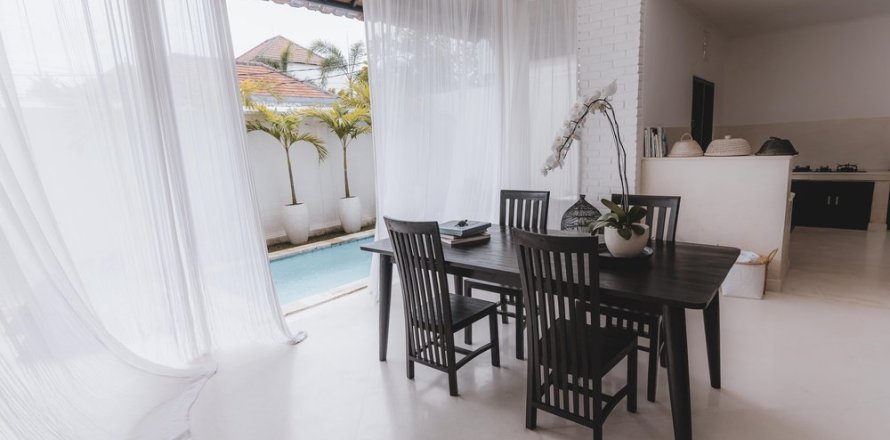 Вилла с 3 спальнями в Семиньяк, Бадунг,  (8584)