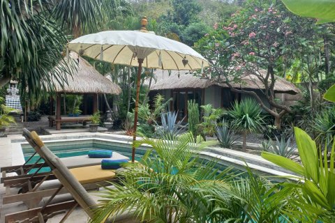 Вилла с 3 спальнями в Карангасем,  (9464) 1