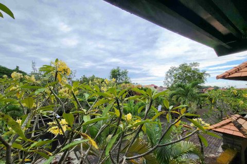 Коммерческая недвижимость с 3 спальнями в Нуса Дуа, Бадунг,  (9468) 25