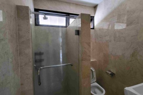 Коммерческая недвижимость с 3 спальнями в Нуса Дуа, Бадунг,  (9468) 24