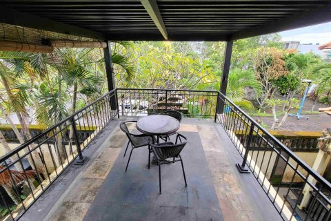 Коммерческая недвижимость с 3 спальнями в Нуса Дуа, Бадунг,  (9468) 17