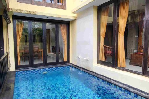 Коммерческая недвижимость с 3 спальнями в Нуса Дуа, Бадунг,  (9468) 20