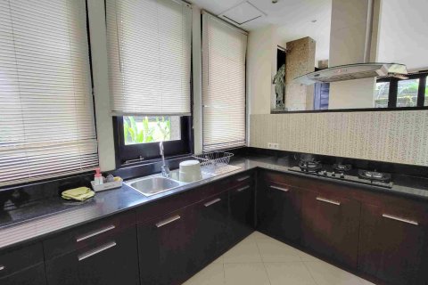 Коммерческая недвижимость с 3 спальнями в Нуса Дуа, Бадунг,  (9468) 13