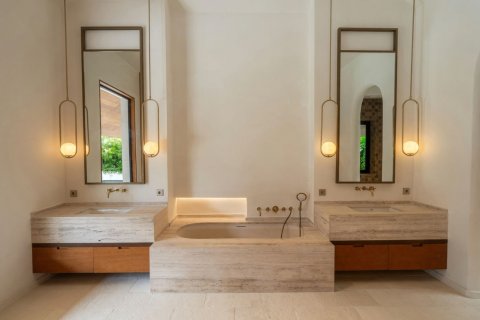 5 bedrooms Villa in Mengwi, Badung, Bali (4480) 17