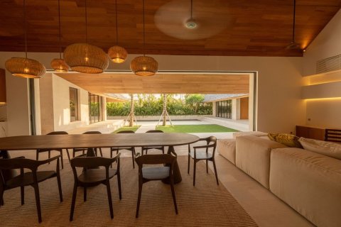 5 bedrooms Villa in Mengwi, Badung, Bali (4480) 4