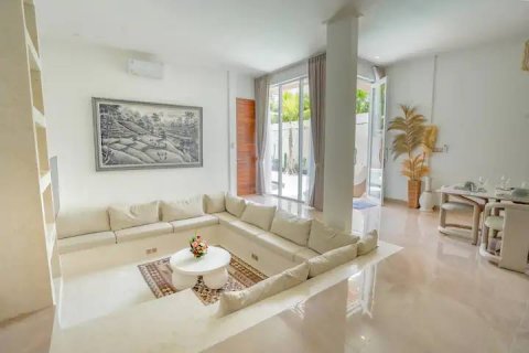 4 bedrooms Villa in Canggu, Badung, Bali (15490)