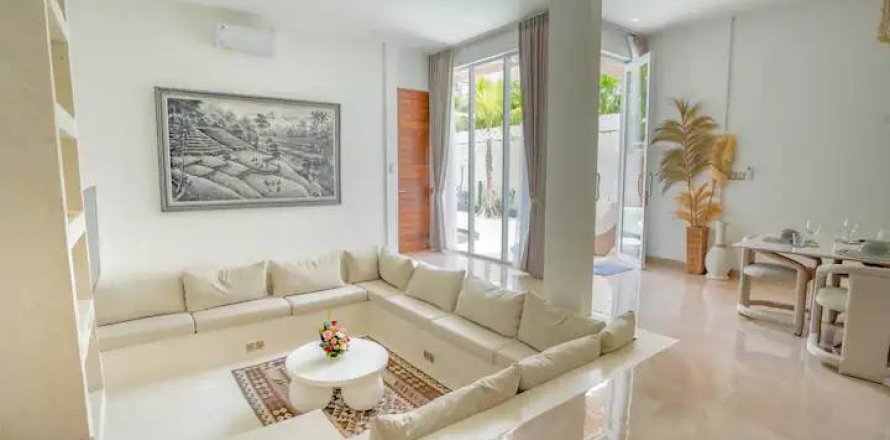 4 bedrooms Villa in Canggu, Badung, Bali (15490)
