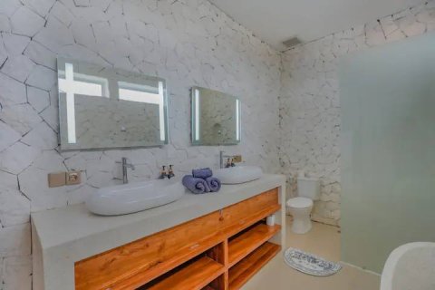 4 bedrooms Villa in Canggu, Badung, Bali (15490) 5