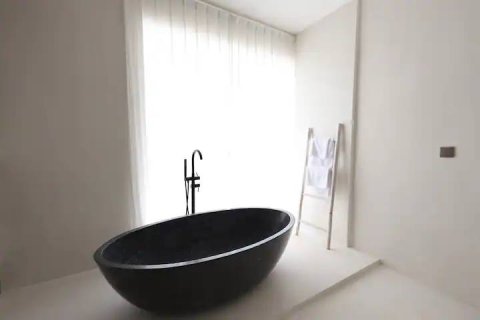4 bedrooms Villa in Canggu, Badung, Bali (15213) 5