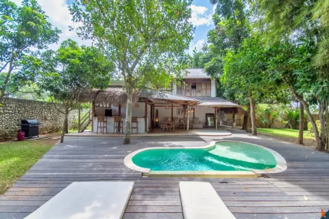 3 bedrooms Villa in Kuta, Badung, Bali (11374) 1