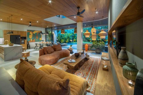 4 bedrooms Villa in Pererenan, Mengwi, Badung, Bali (15688) 2