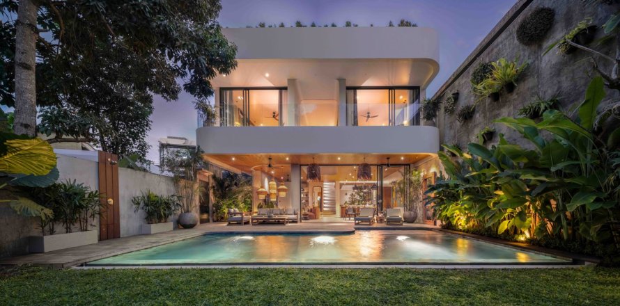 4 bedrooms Villa in Pererenan, Mengwi, Badung, Bali (15688)