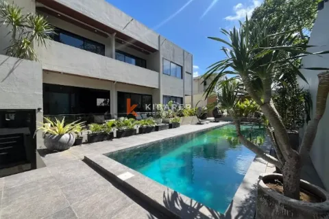 5 bedrooms Villa in Kerobokan, Badung, Bali (17054)
