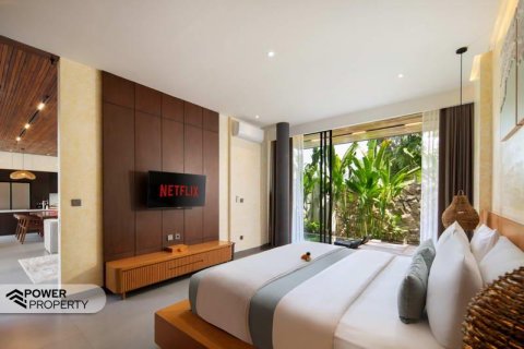 Вилла с 4 спальнями в Чангу, Бадунг,  (9642) 7