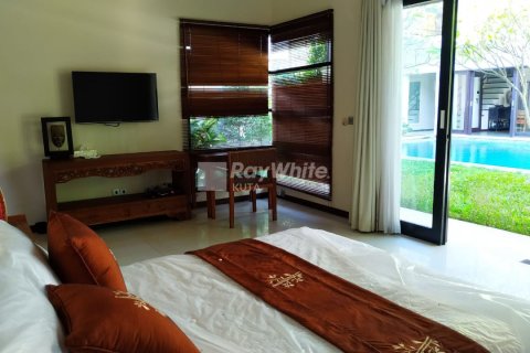 5 bedrooms Villa in South Denpasar, Denpasar,  (9644) 11