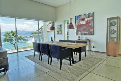 Вилла с 3 спальнями в Карангасем,  (9645) 3