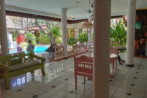 Отель, гостиница с 21 спальней в Кута, Бадунг,  (9646) 5