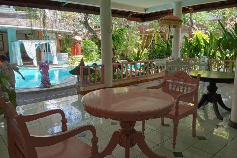 Отель, гостиница с 21 спальней в Кута, Бадунг,  (9646) 11