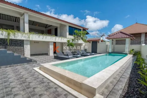 3 bedrooms Villa in Ungasan, Badung, Bali (13023)