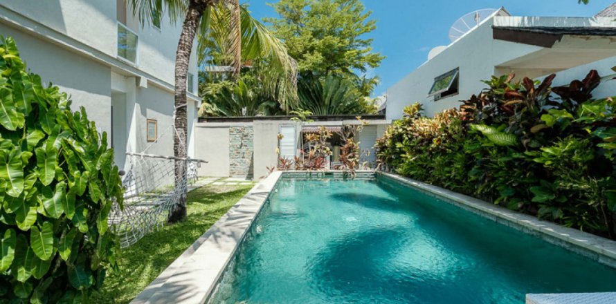 1 bedroom Villa in Tibubeneng, Badung, Bali (12118)