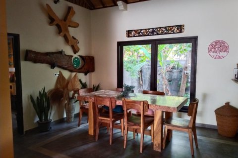 Вилла с 4 спальнями в Карангасем,  (9396) 6