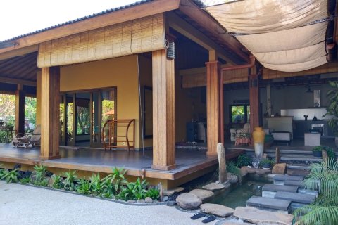 Вилла с 4 спальнями в Карангасем,  (9396) 15