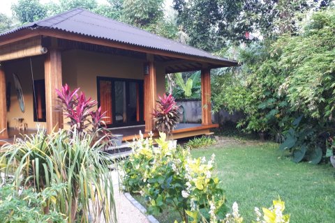 Вилла с 4 спальнями в Карангасем,  (9396) 27