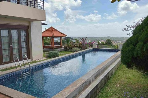 Вилла с 5 спальнями в Джимбаран, Бадунг,  (9393) 2