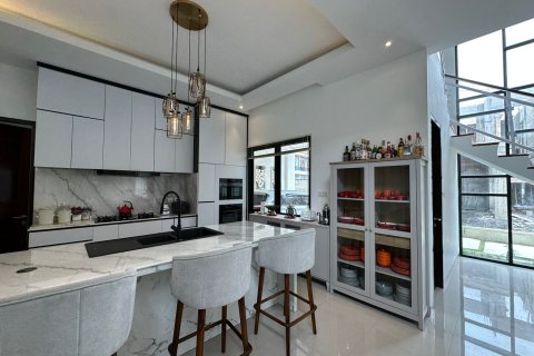 Вилла с 3 спальнями в Унгасан, Бадунг,  (9391) 14