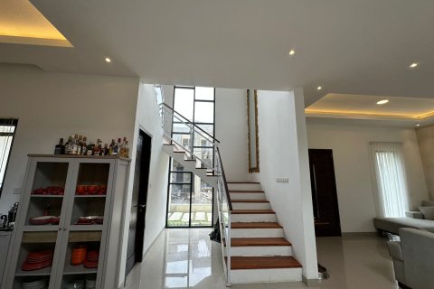 Вилла с 3 спальнями в Унгасан, Бадунг,  (9391) 7