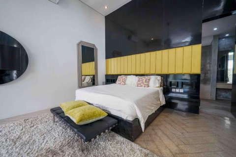 Вилла с 4 спальнями в Южная Кута, Бадунг,  (9390) 6