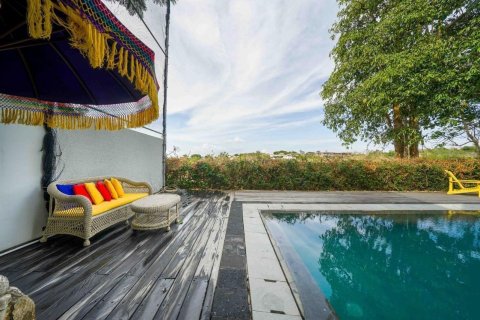 Вилла с 4 спальнями в Южная Кута, Бадунг,  (9390) 27