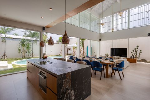 4 bedrooms Villa in Tumbak Bayuh, Mengwi, Badung, Bali (15634) 17