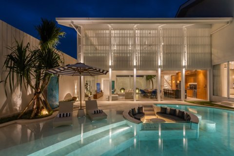4 bedrooms Villa in Tumbak Bayuh, Mengwi, Badung, Bali (15634)