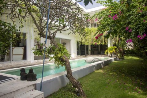 5 bedrooms Villa in Tampaksiring, Gianyar,  (8716) 11