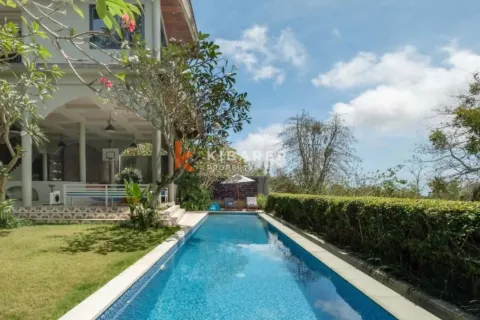 4 bedrooms Villa in Pecatu, Badung, Bali (13527)