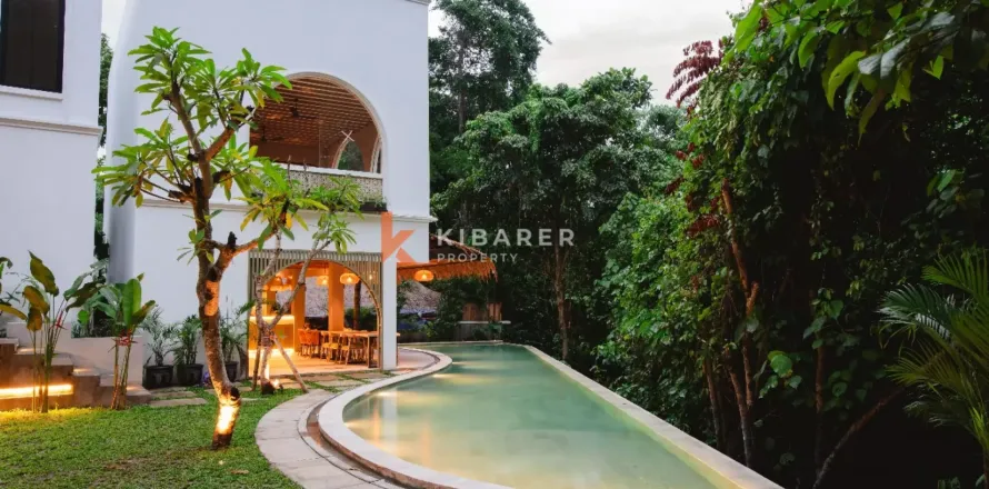 3 bedrooms Villa in Tumbak Bayuh, Mengwi, Badung, Bali (13262)
